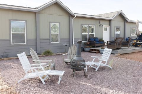 1322 N APPLE BLOSSOM LN Apple Valley UT 84737