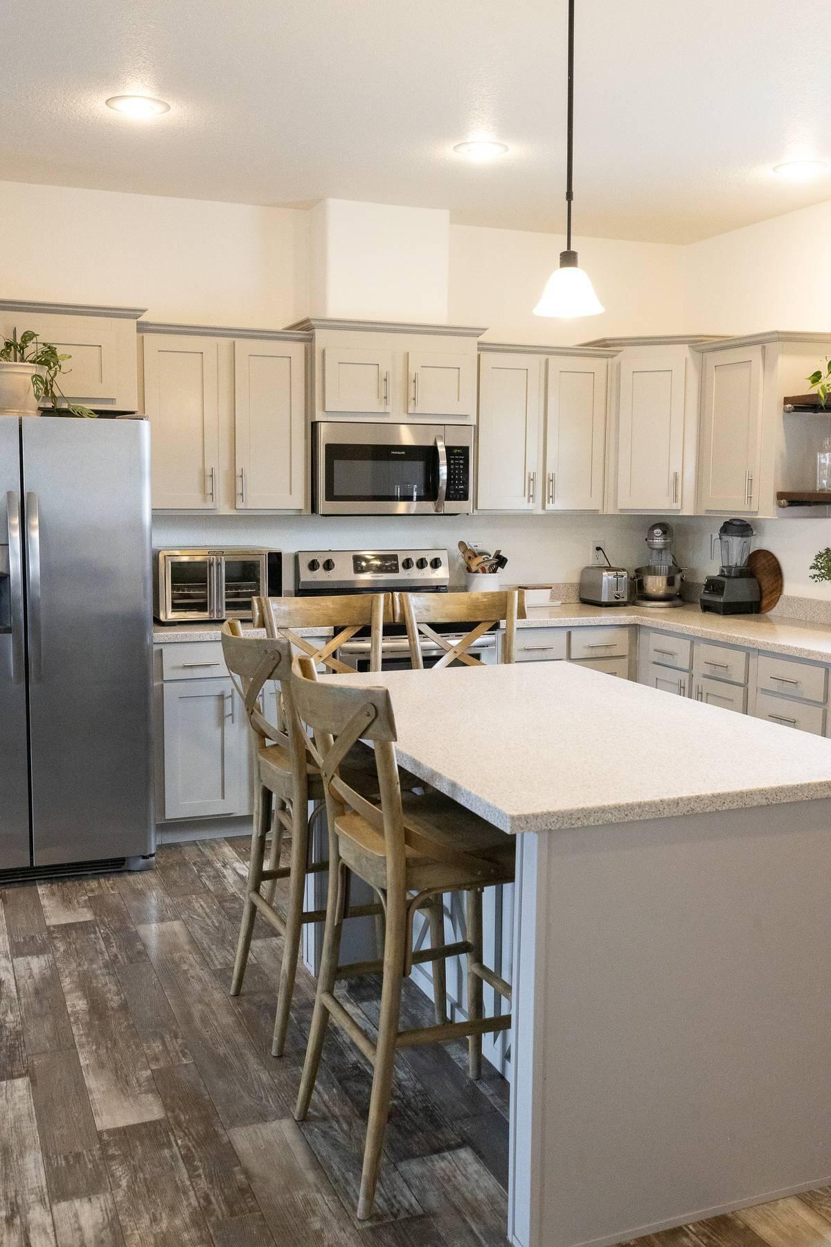 APPLE VALLEY RANCH - Residential