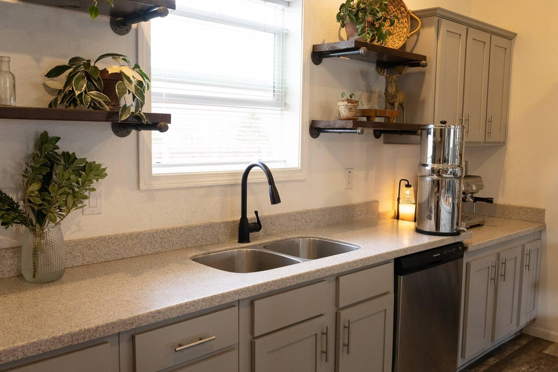 APPLE VALLEY RANCH - Residential