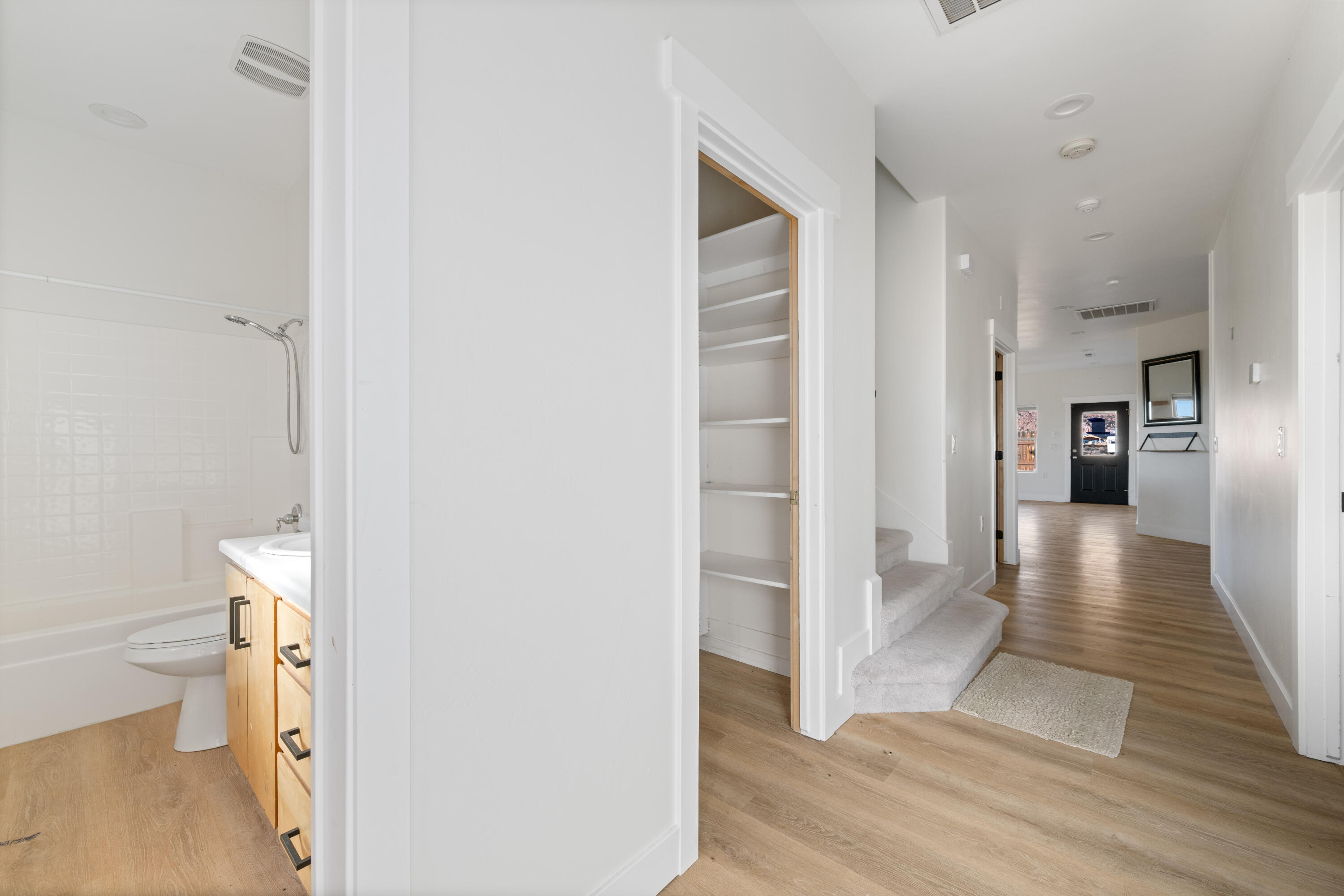 SHORT CREEK - Residential