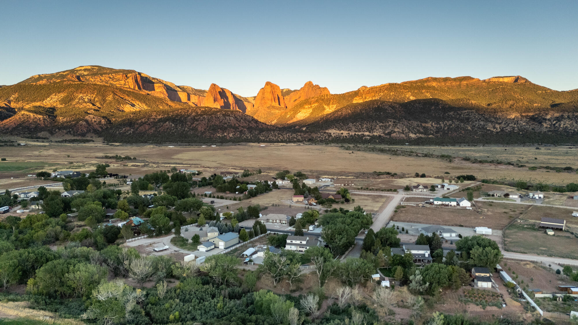 NEW HARMONY FARMS - Residential