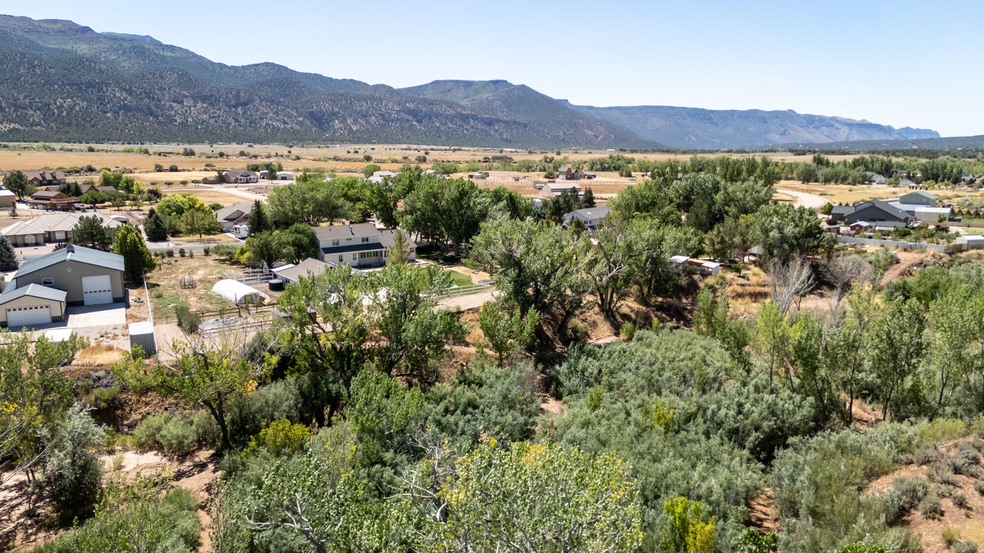 NEW HARMONY FARMS - Residential