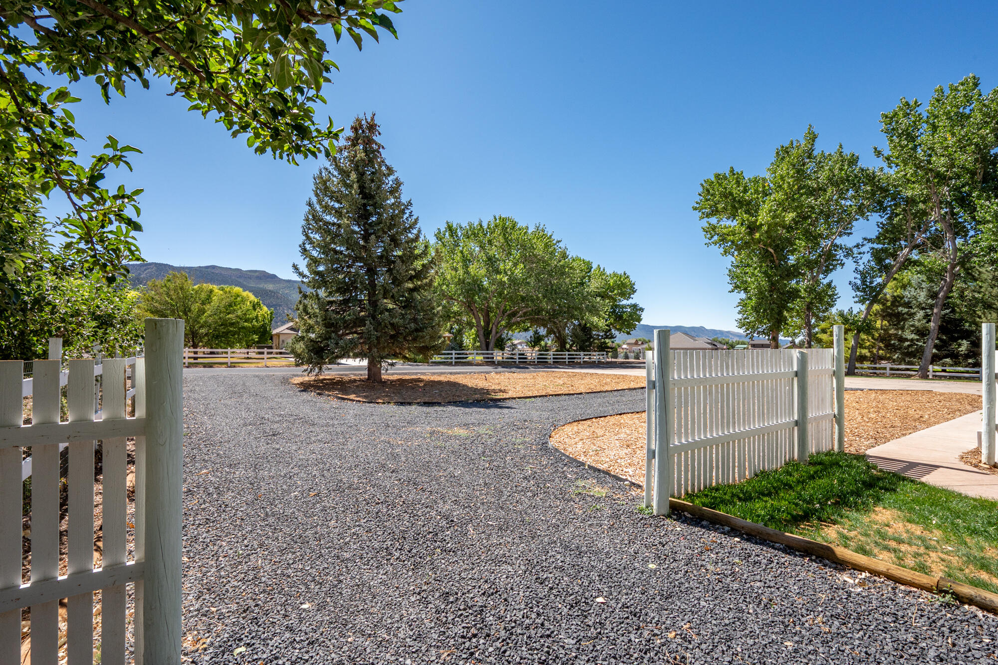 NEW HARMONY FARMS - Residential