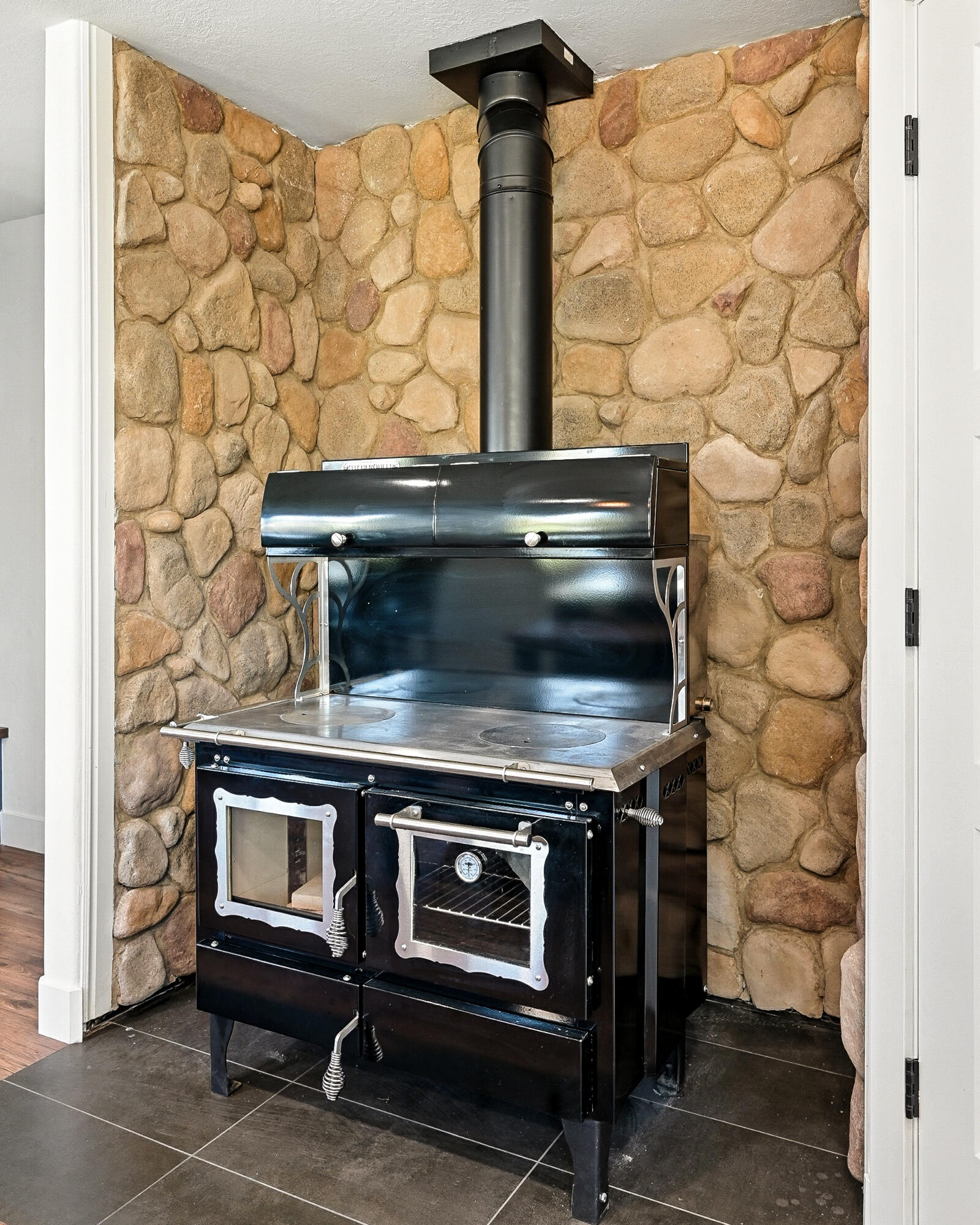 NEW HARMONY FARMS - Residential