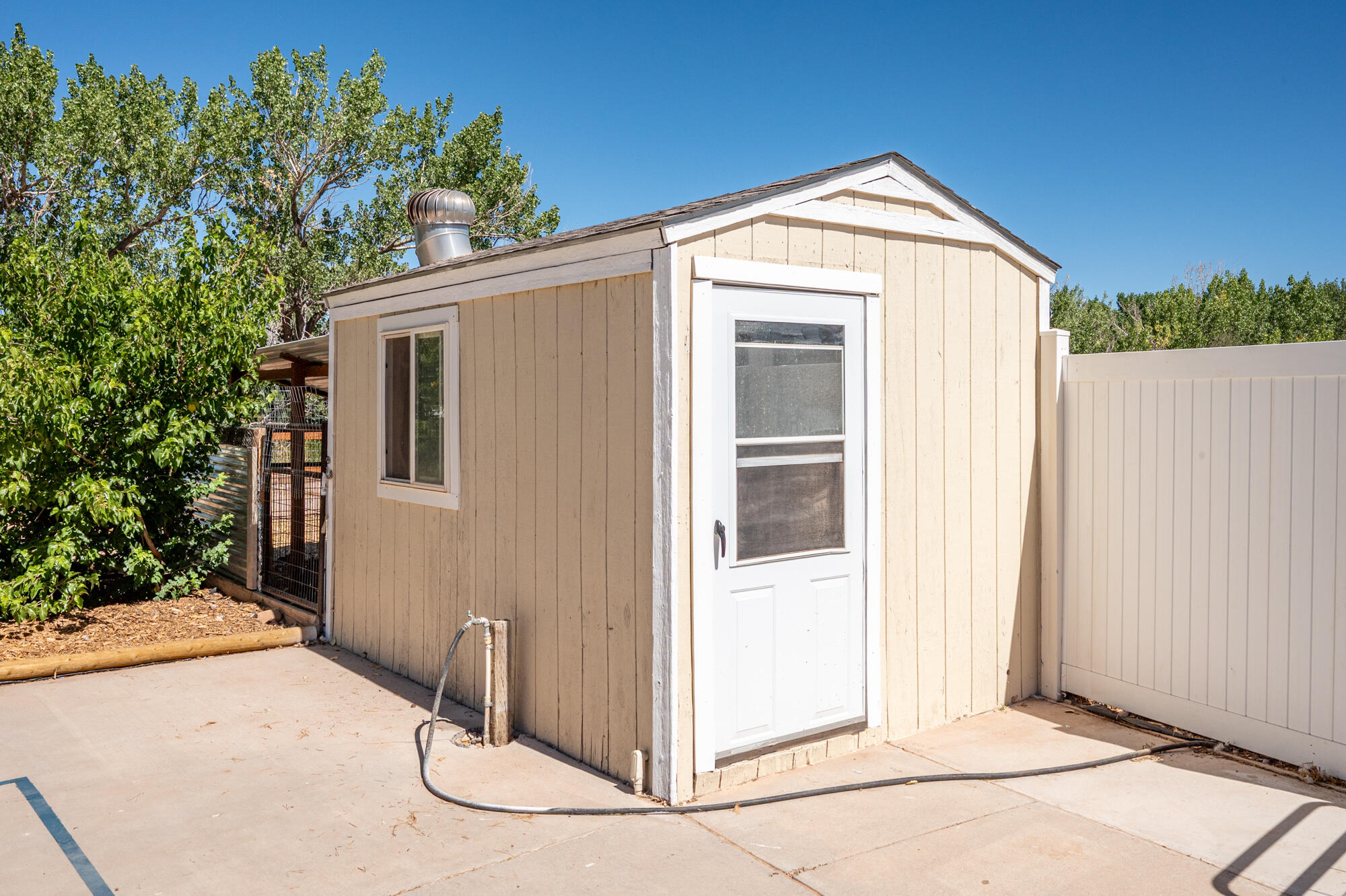 NEW HARMONY FARMS - Residential