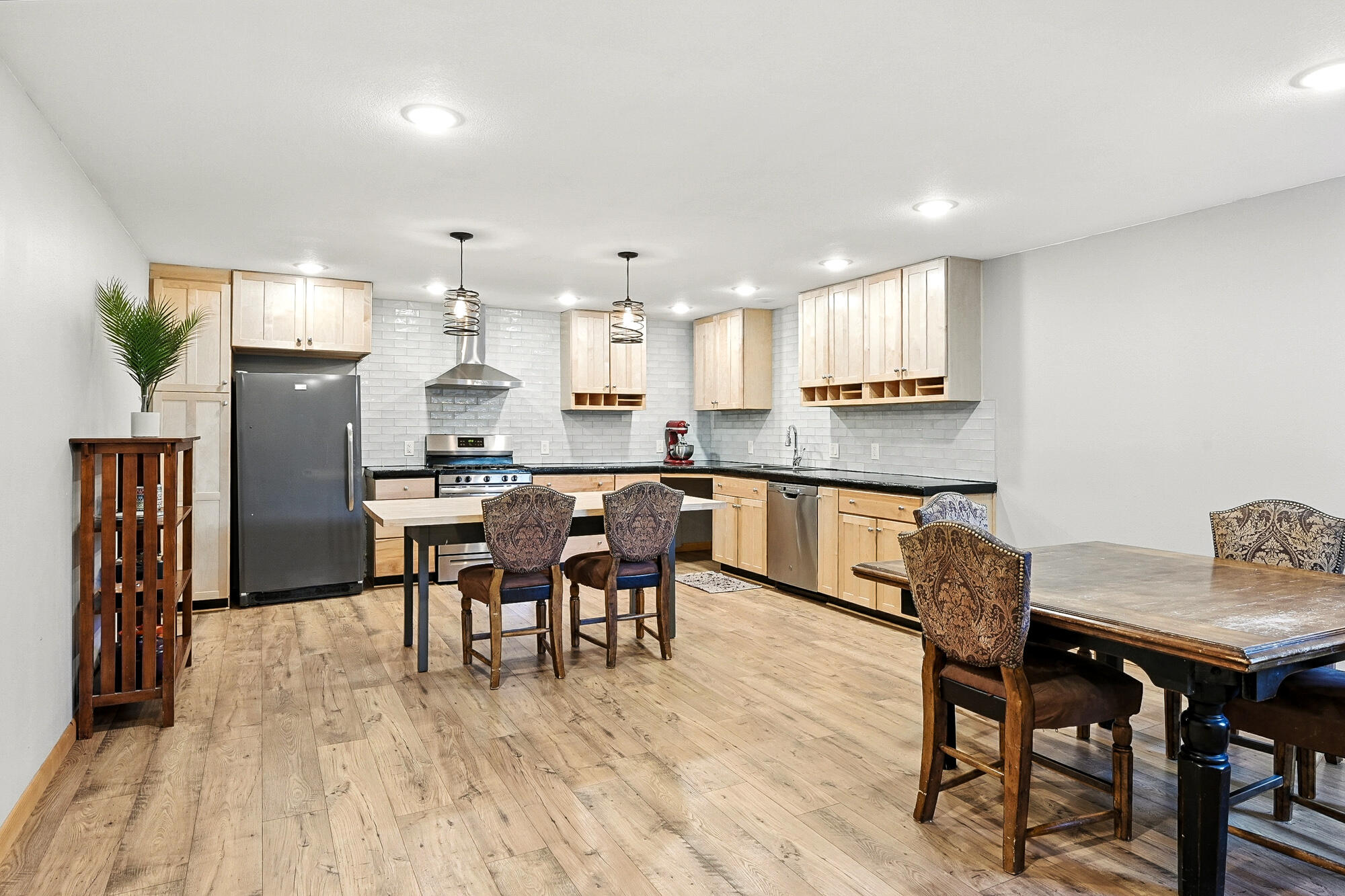 NEW HARMONY FARMS - Residential