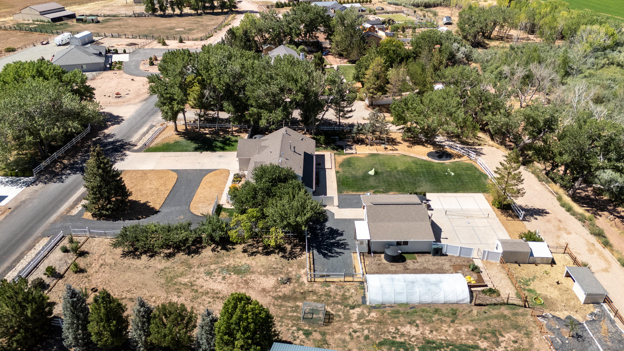 NEW HARMONY FARMS - Residential