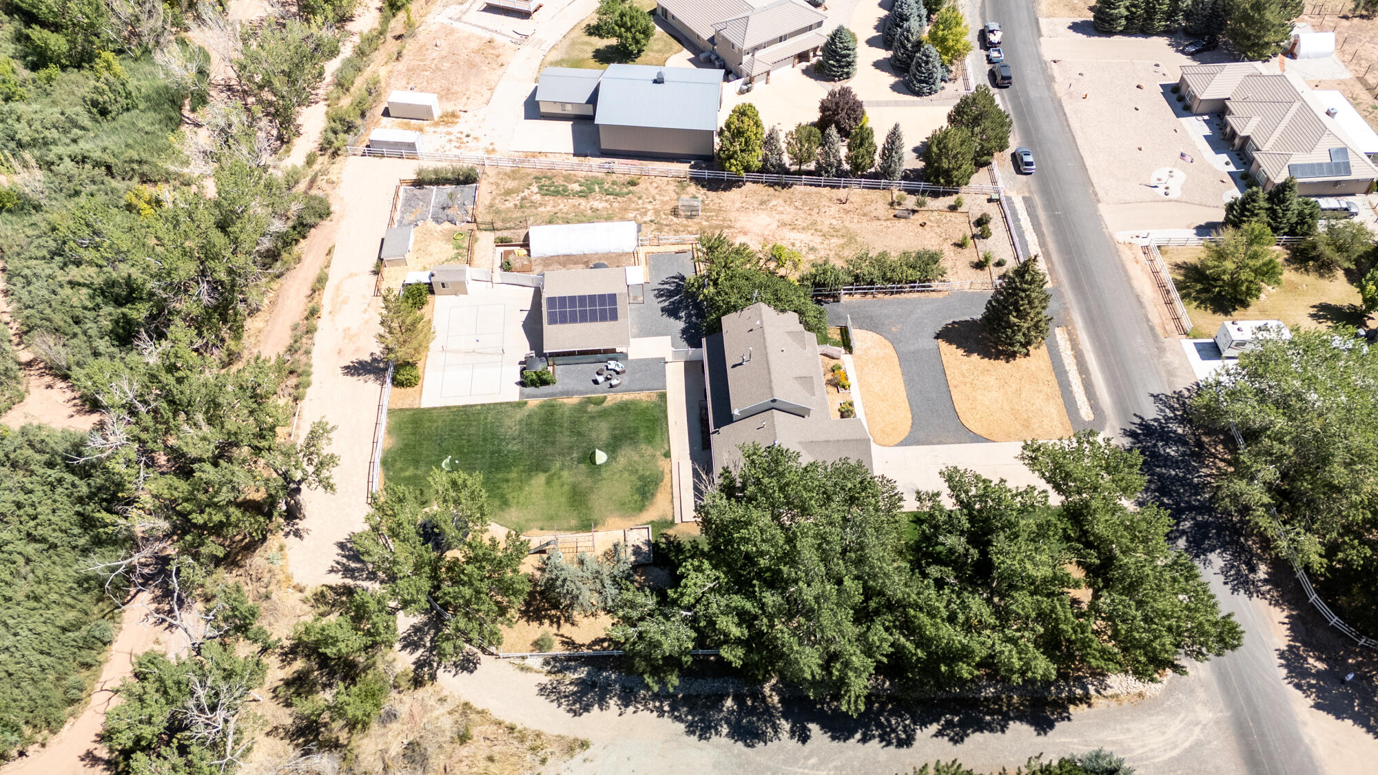 NEW HARMONY FARMS - Residential