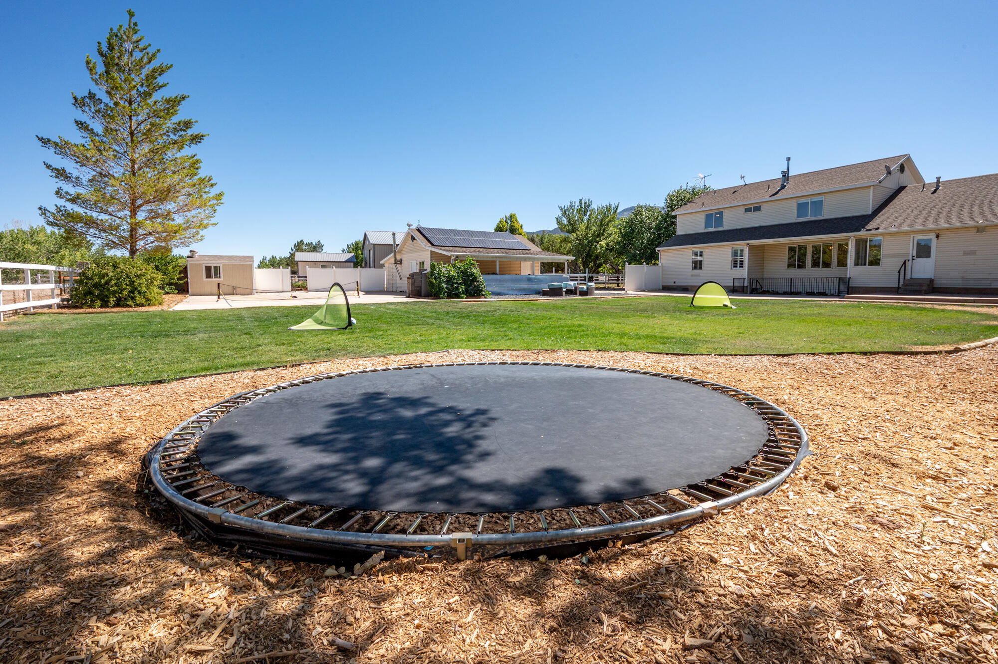 NEW HARMONY FARMS - Residential