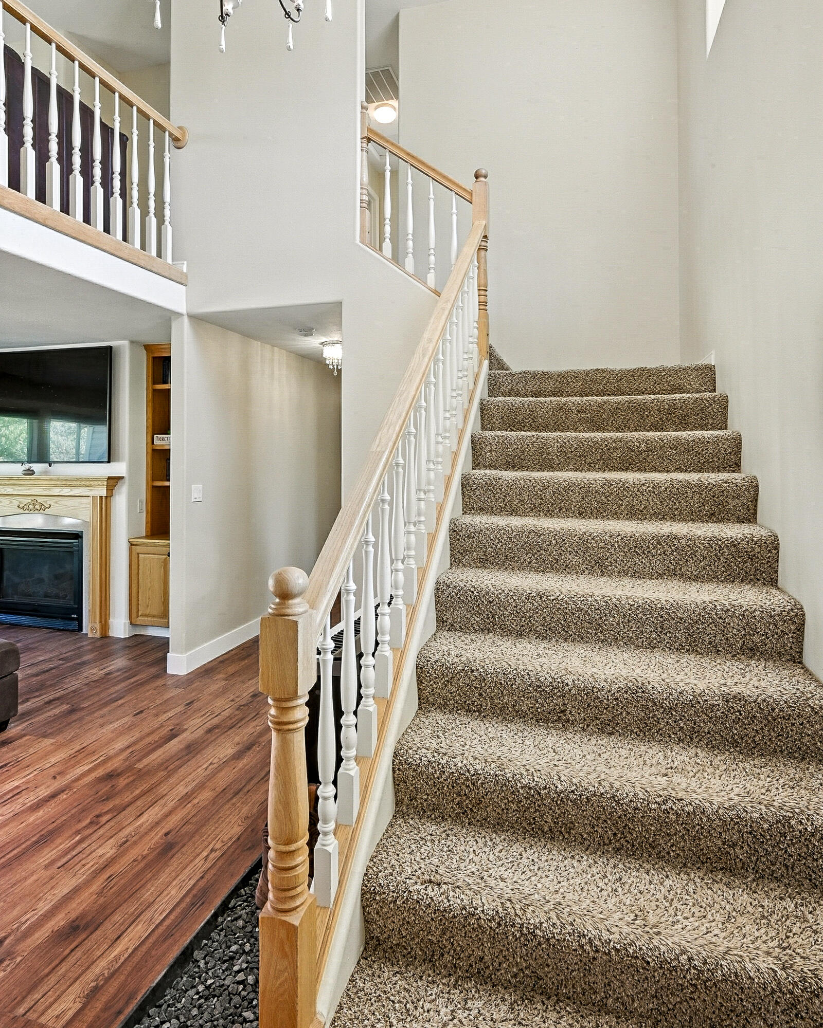 NEW HARMONY FARMS - Residential