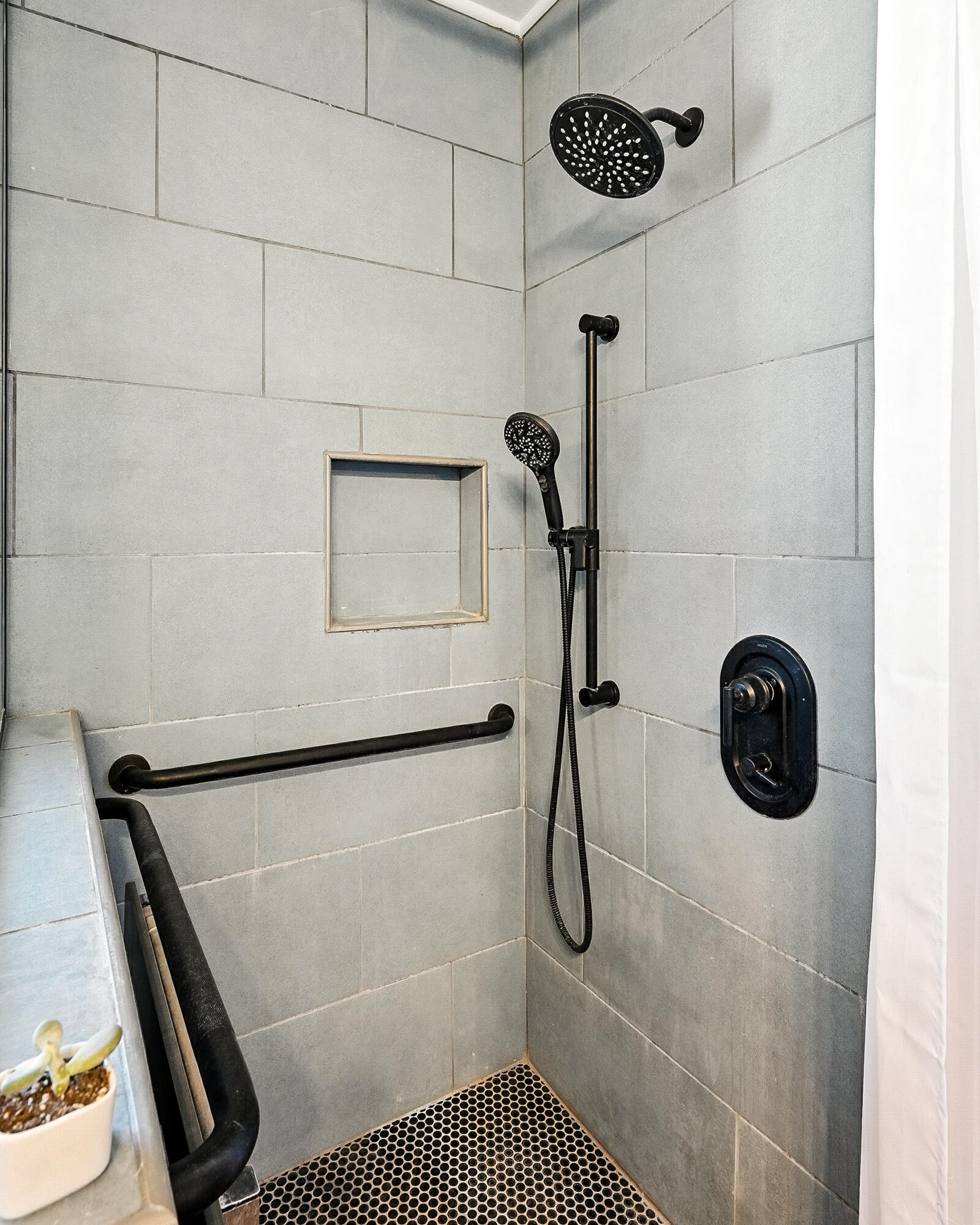 NEW HARMONY FARMS - Residential