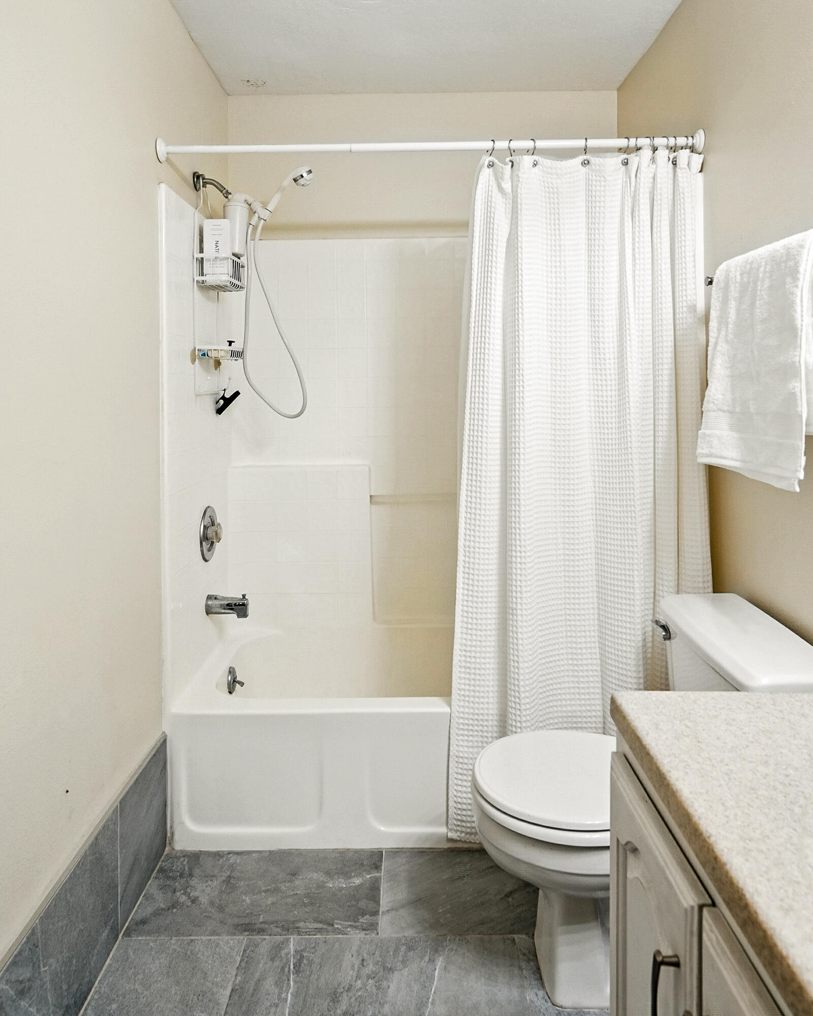 NEW HARMONY FARMS - Residential