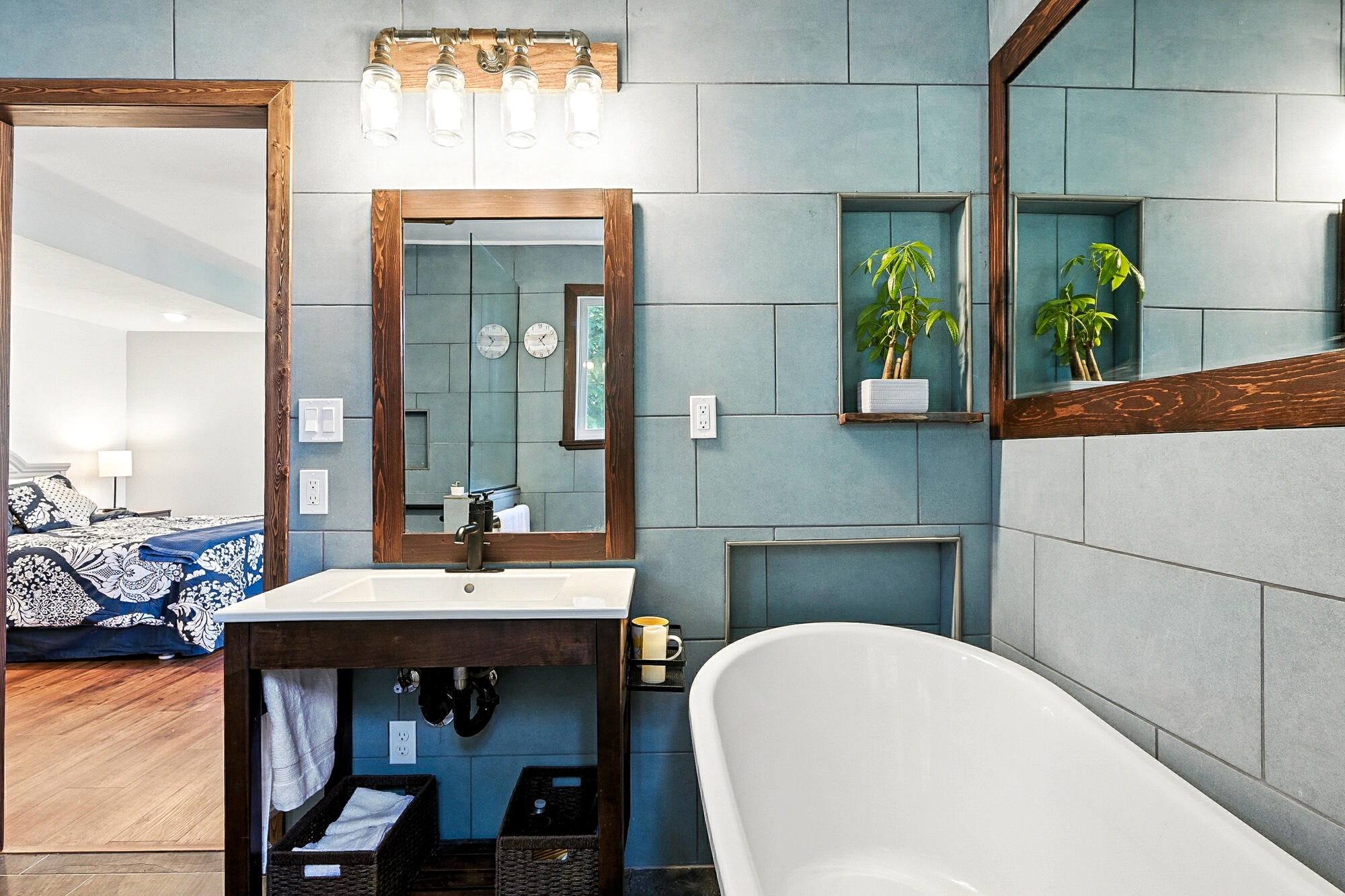 NEW HARMONY FARMS - Residential