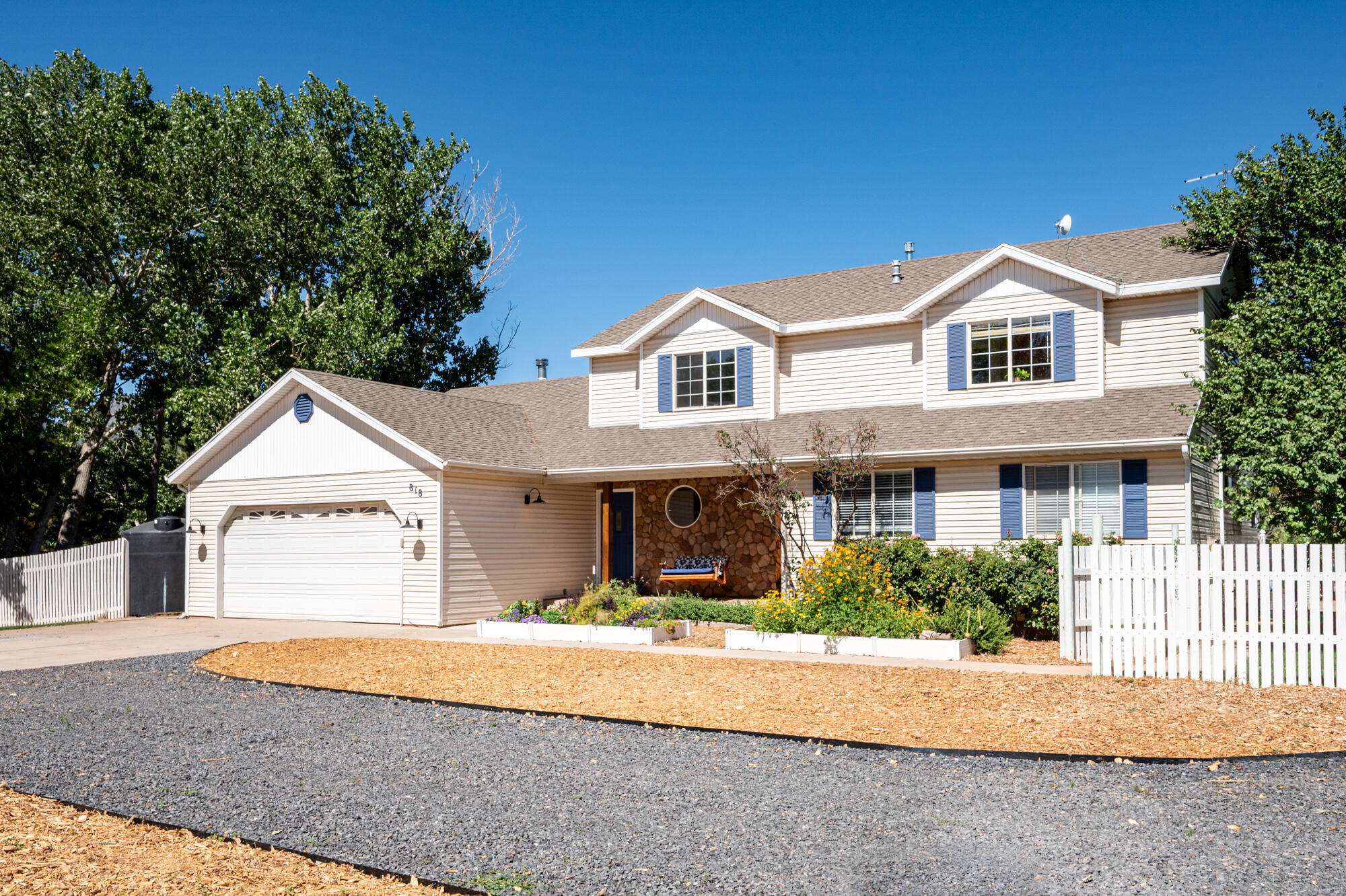 NEW HARMONY FARMS - Residential