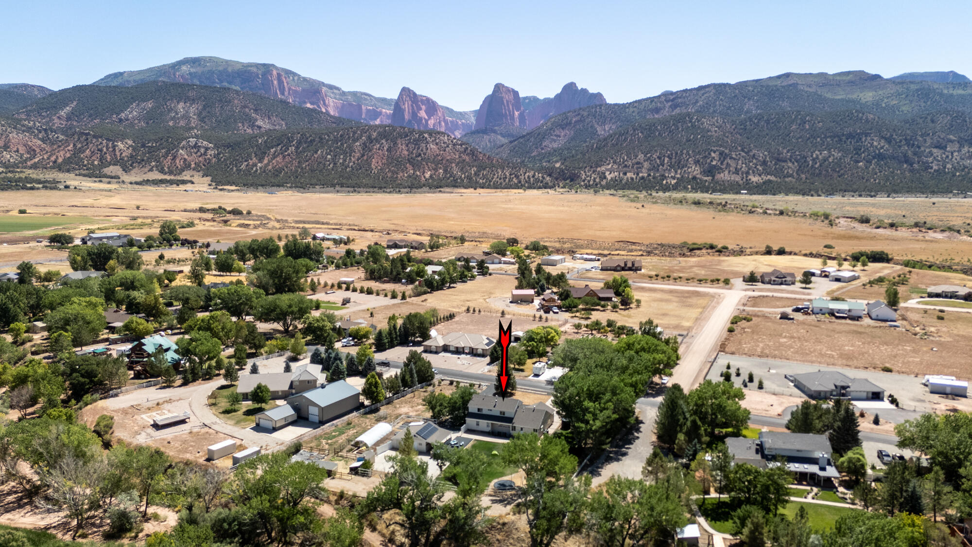 NEW HARMONY FARMS - Residential