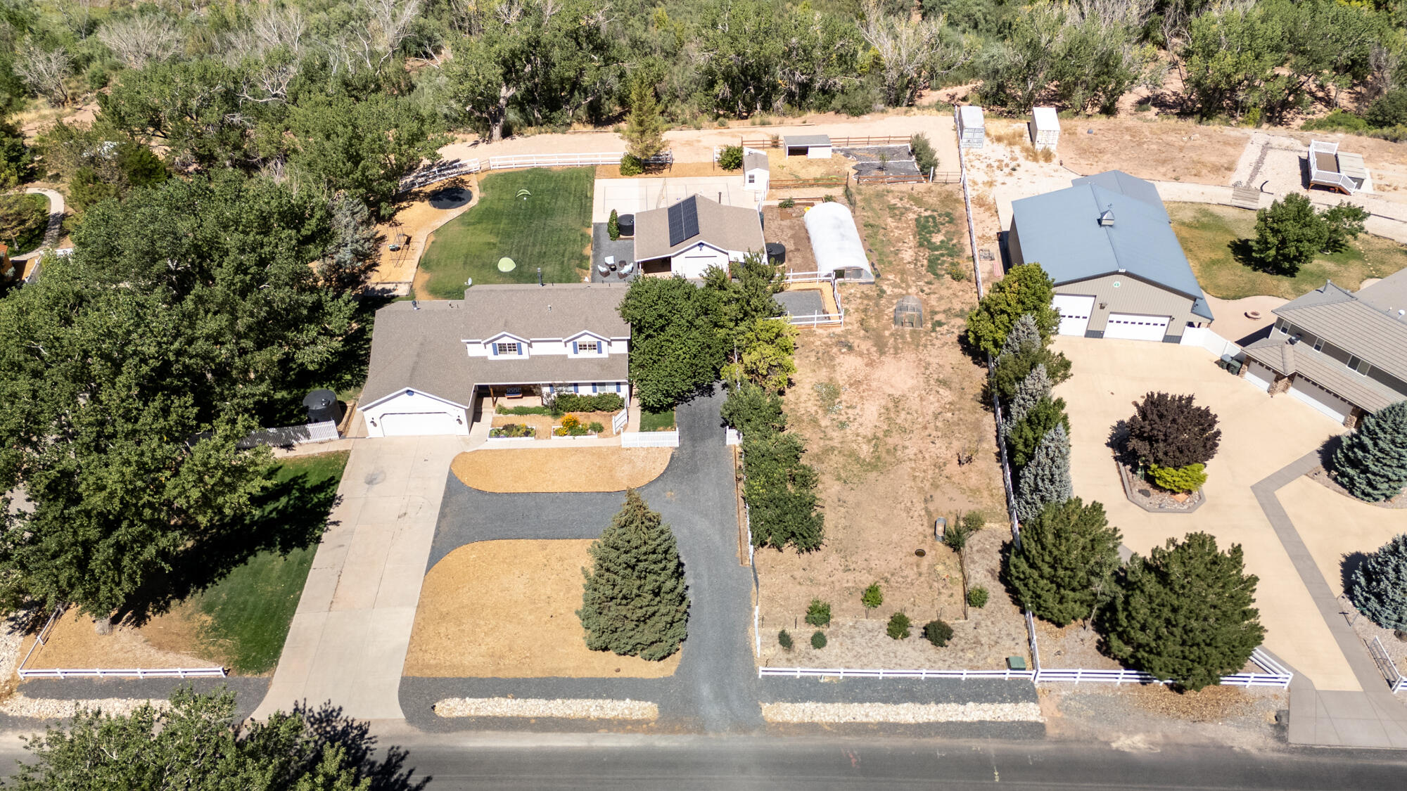 NEW HARMONY FARMS - Residential