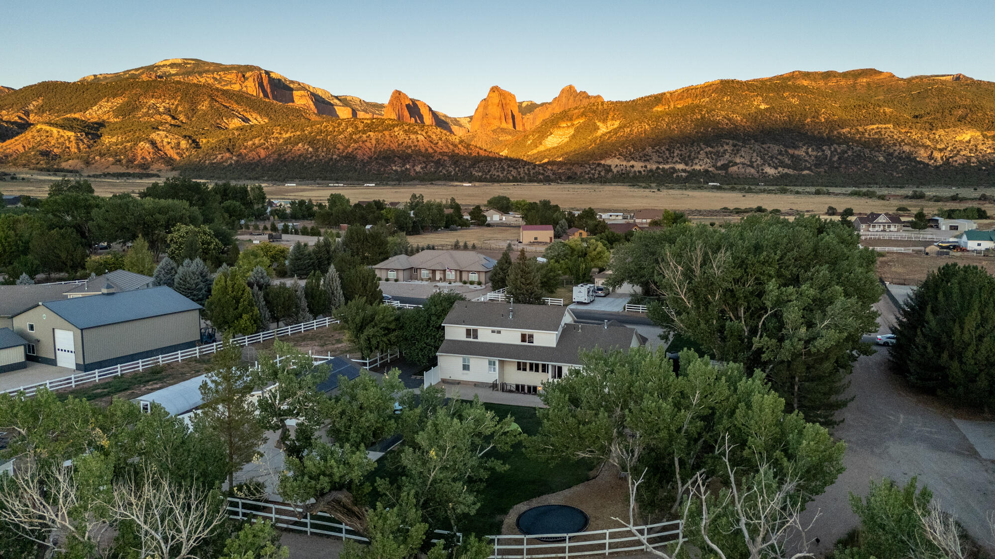 NEW HARMONY FARMS - Residential