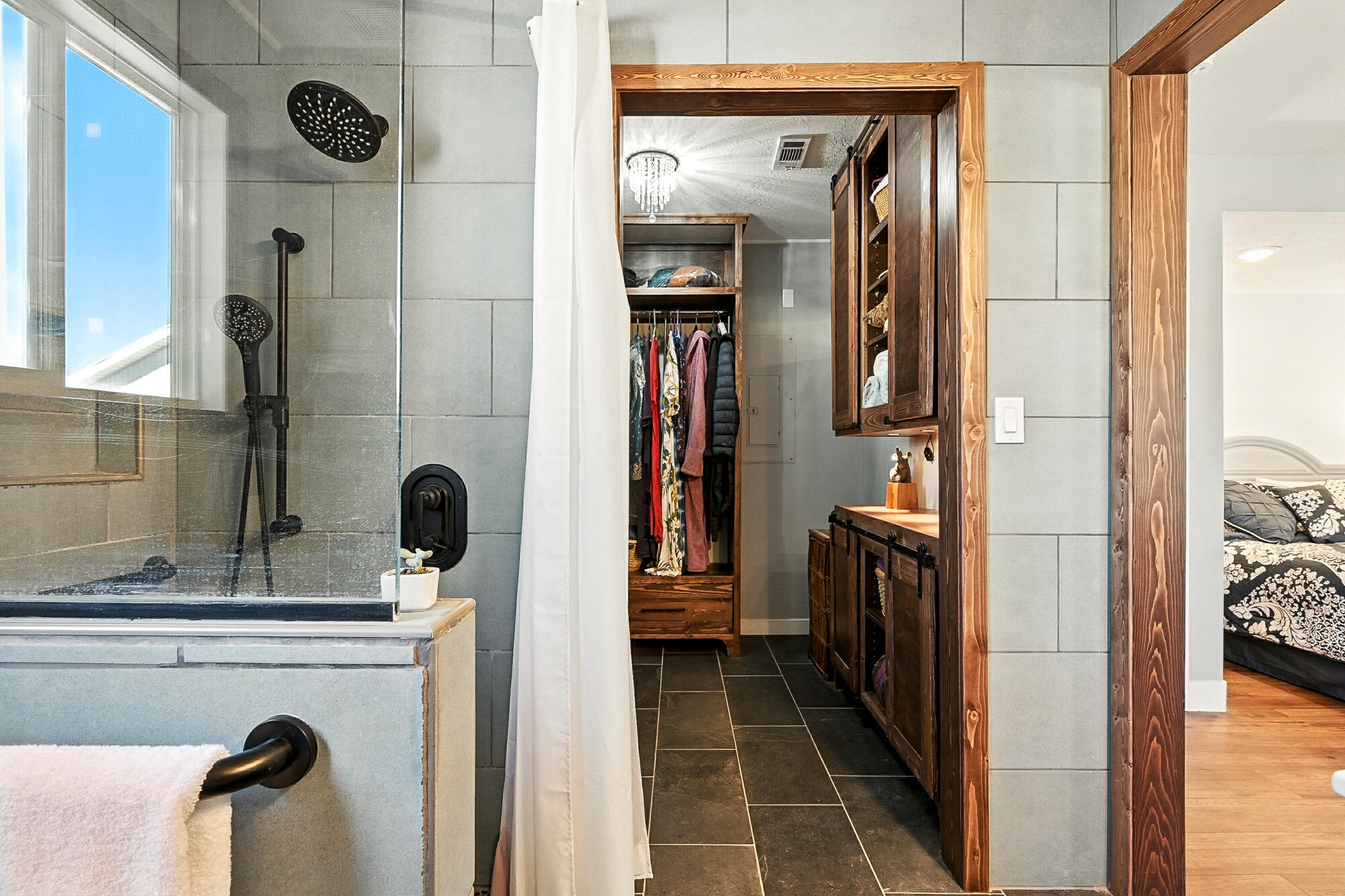 NEW HARMONY FARMS - Residential