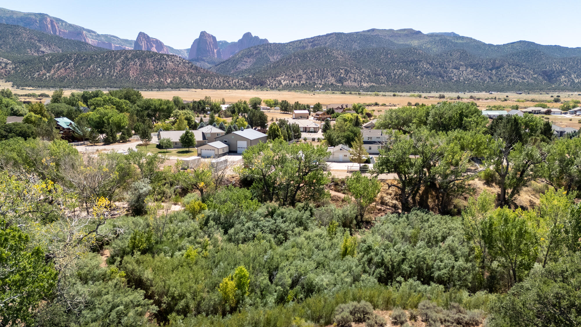 NEW HARMONY FARMS - Residential