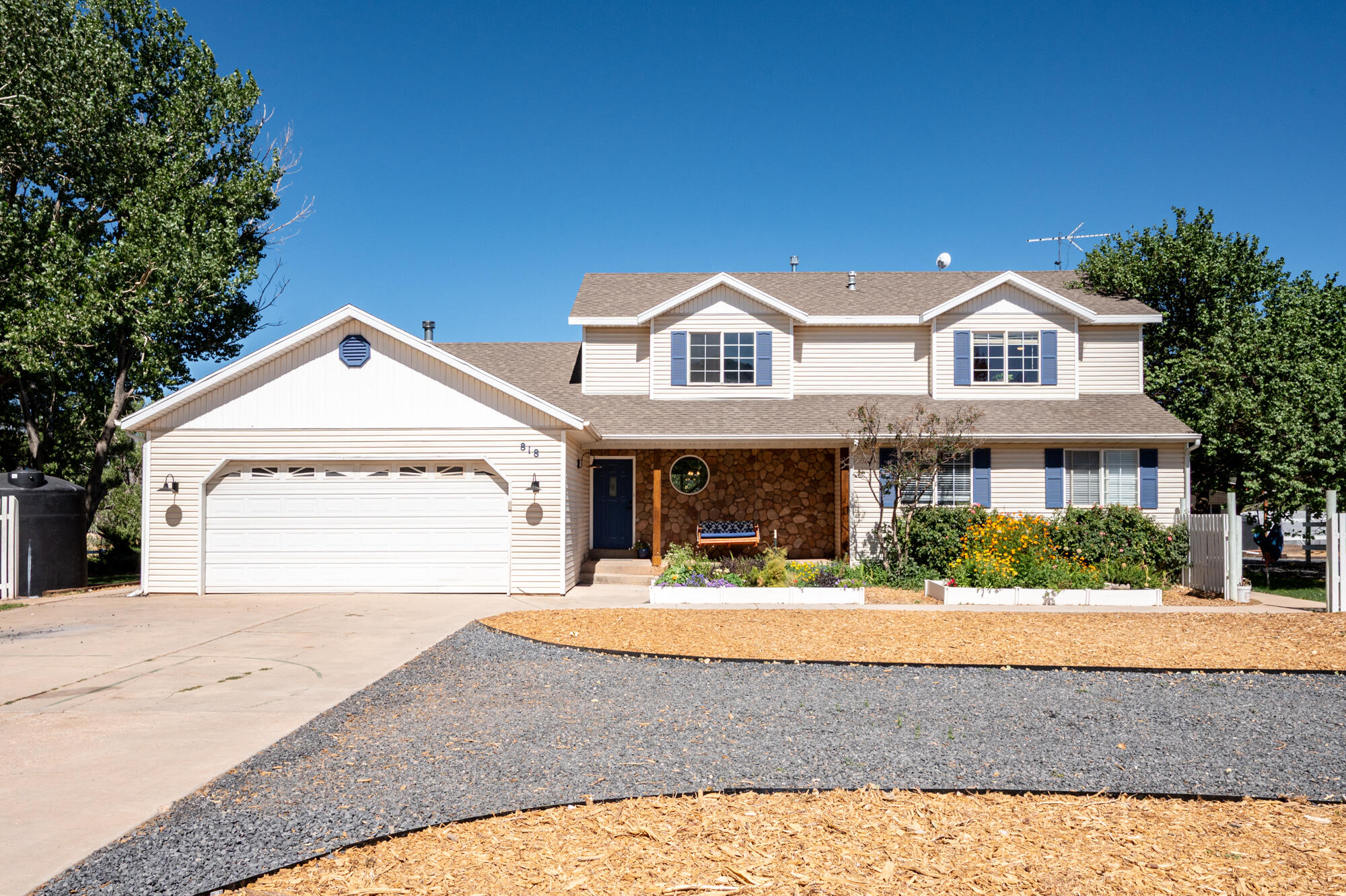 NEW HARMONY FARMS - Residential