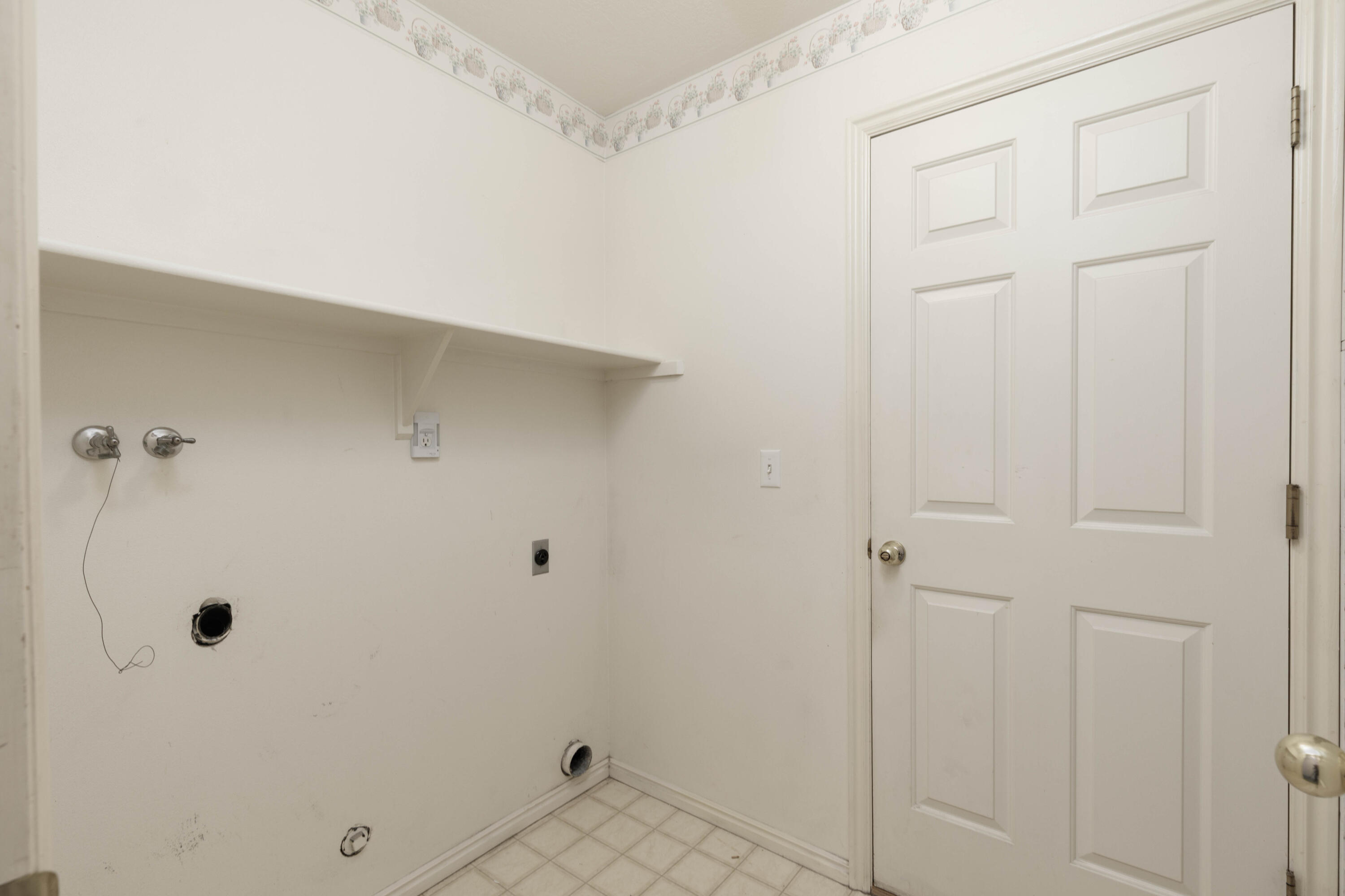 SUN COUNTRY MEADOWS TOWNHOMES - Residential