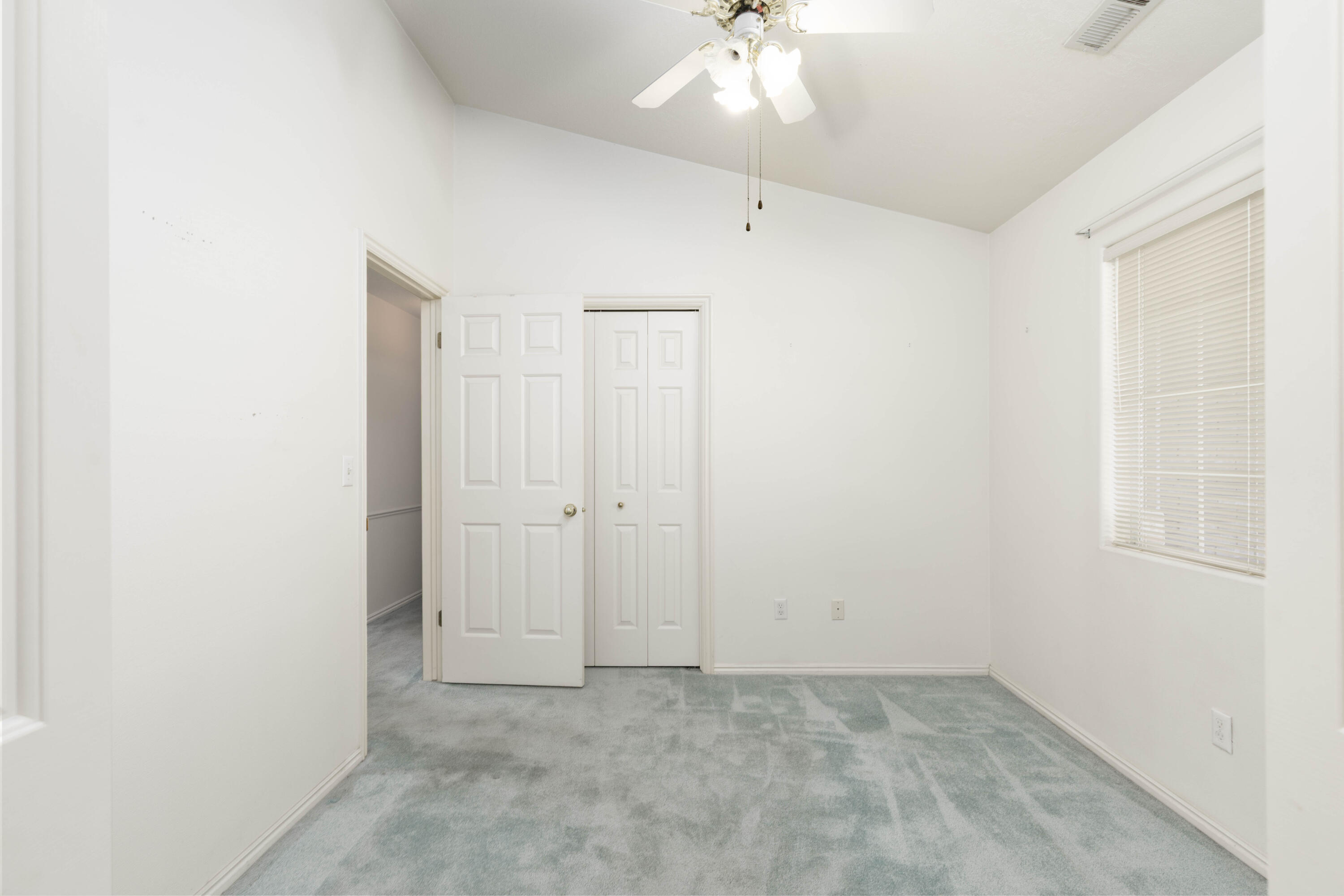 SUN COUNTRY MEADOWS TOWNHOMES - Residential