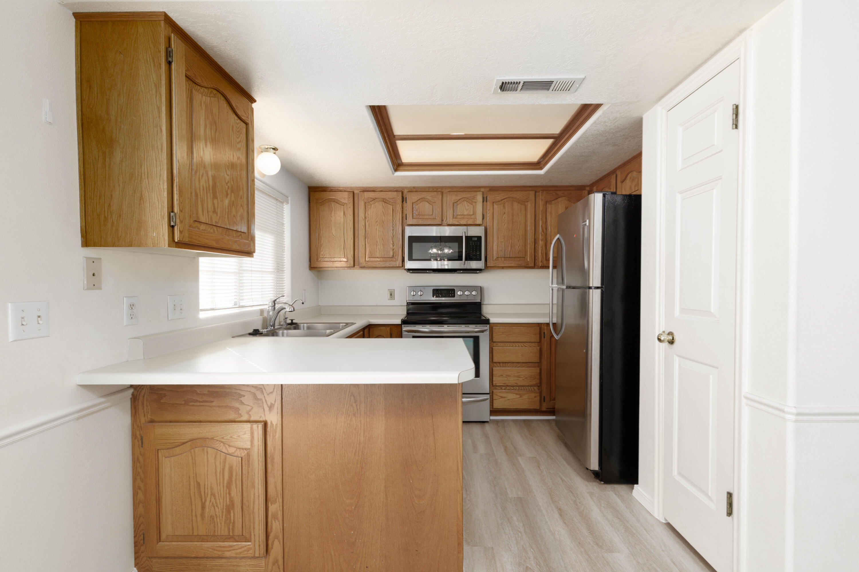 SUN COUNTRY MEADOWS TOWNHOMES - Residential