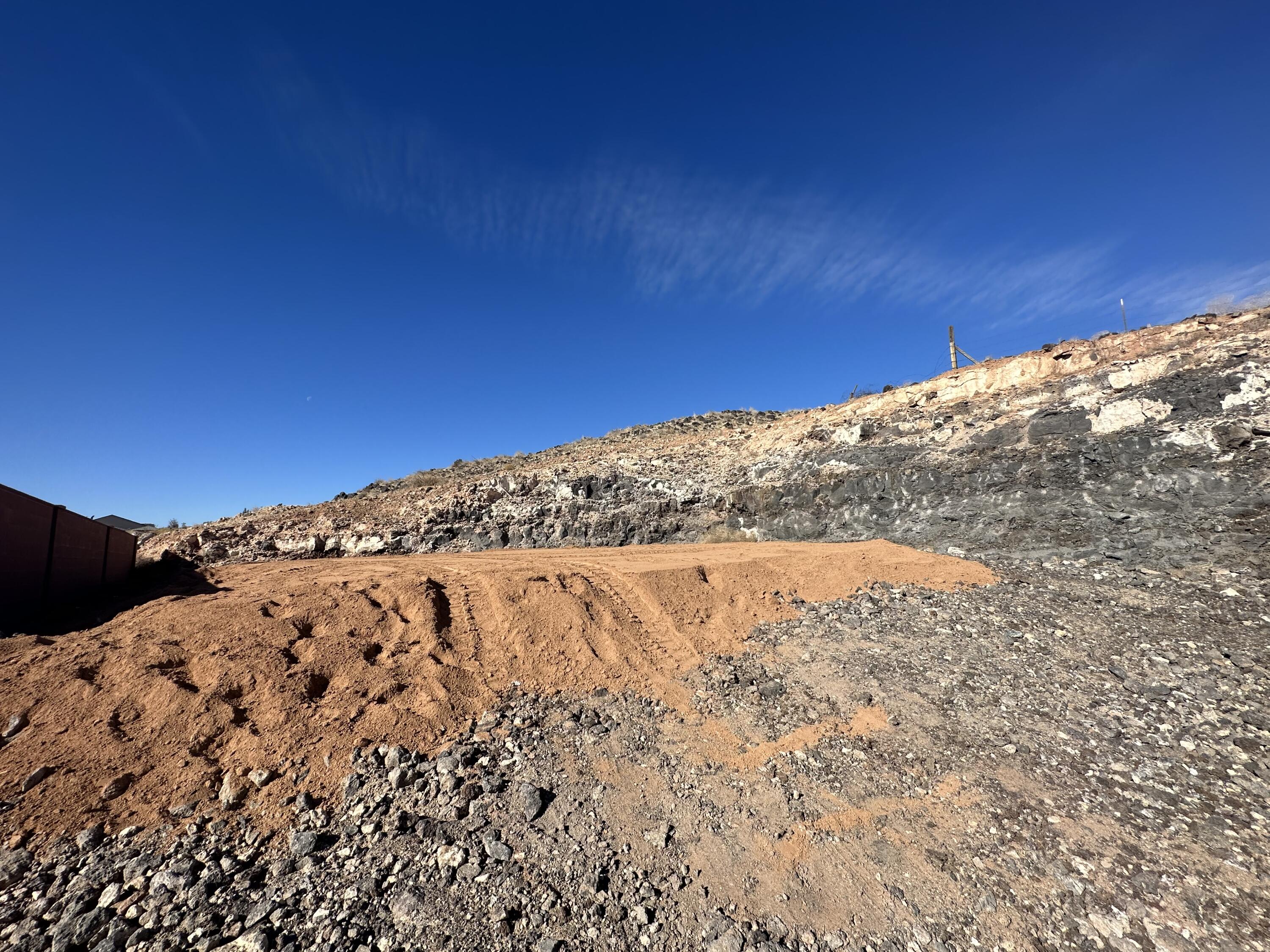 PAINTED SANDS - Residential