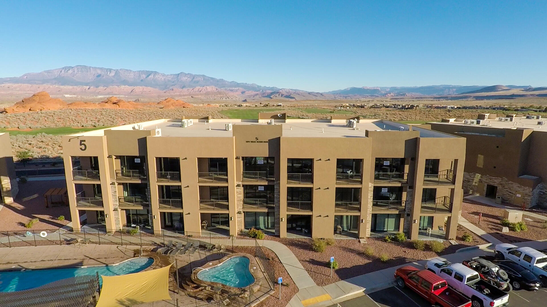 VILLAS AT SAND HOLLOW - Residential