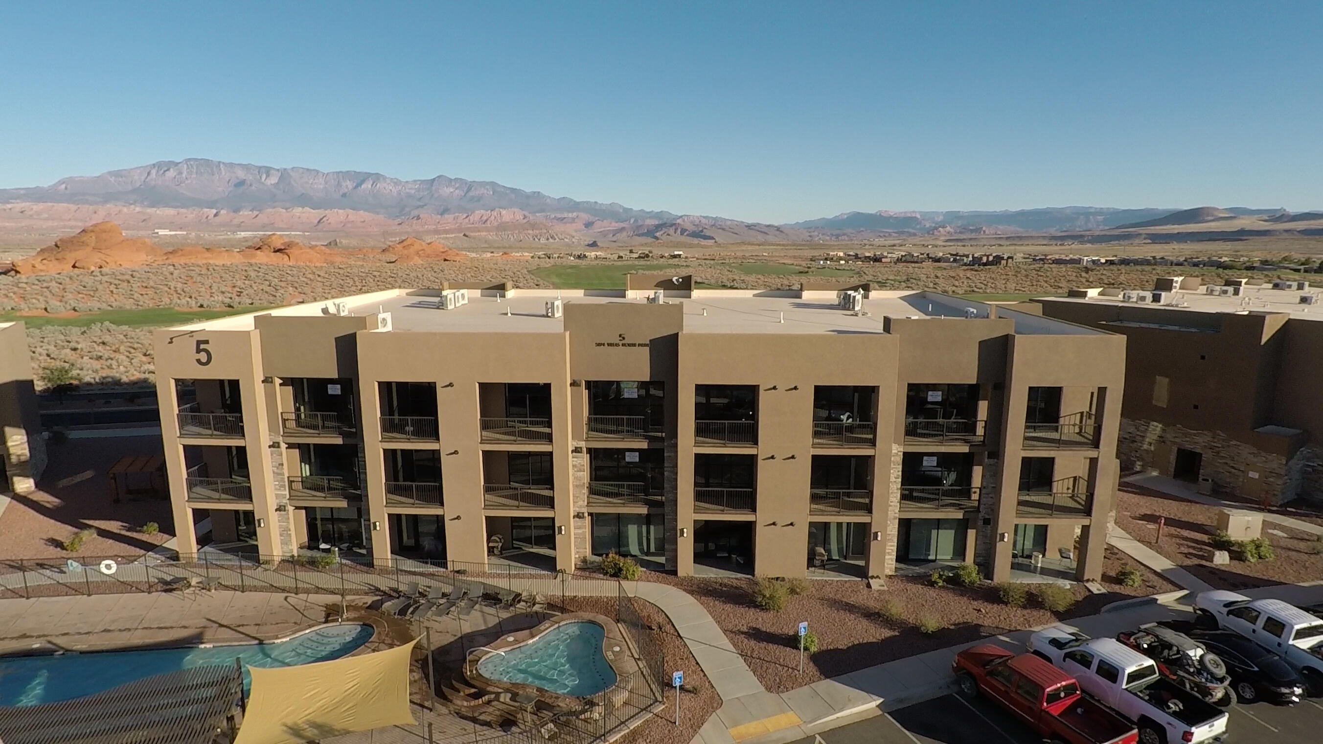 VILLAS AT SAND HOLLOW - Residential