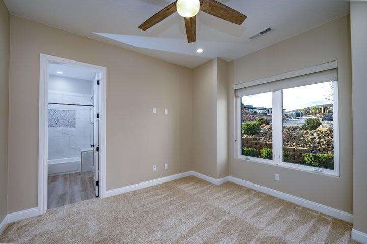 EAGLE SUMMIT ESTATES - Residential