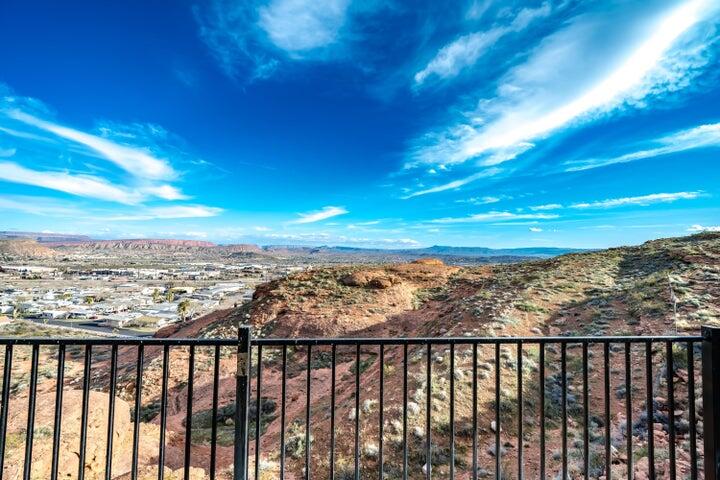 EAGLE SUMMIT ESTATES - Residential