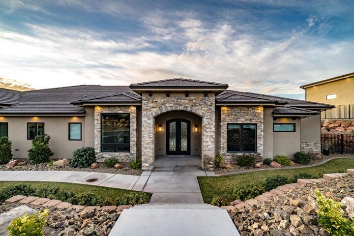 EAGLE SUMMIT ESTATES - Residential