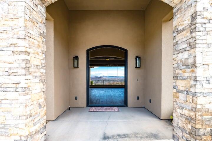 EAGLE SUMMIT ESTATES - Residential