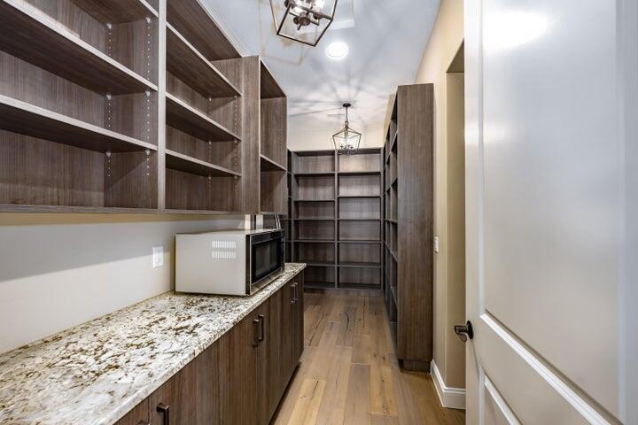 EAGLE SUMMIT ESTATES - Residential