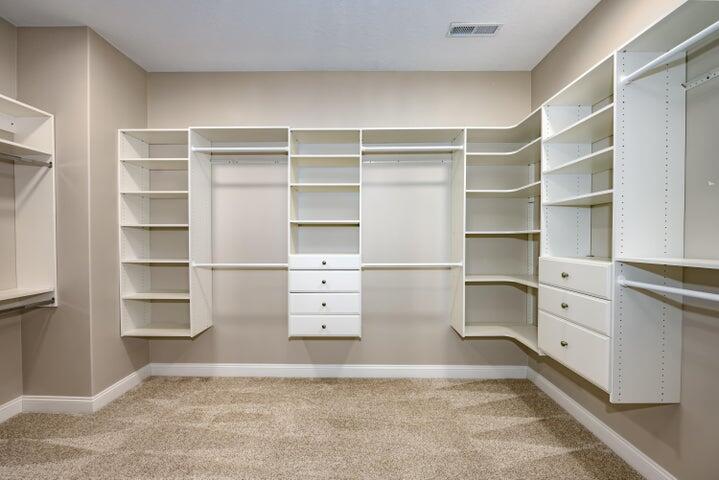 EAGLE SUMMIT ESTATES - Residential