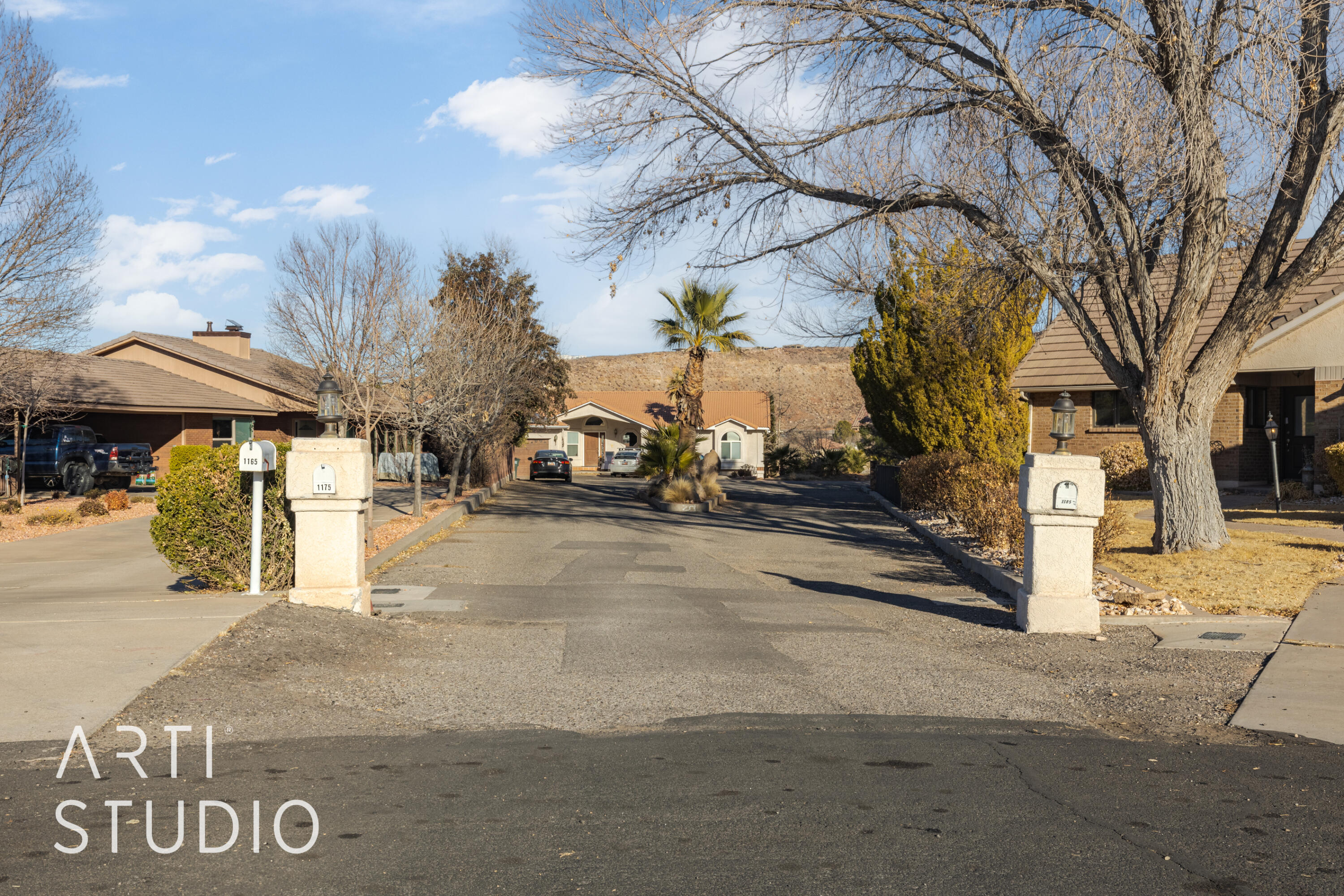 BLOOMINGTON HILLS - Residential