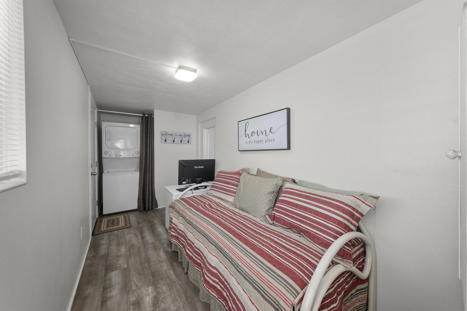 DIXIE DOWNS RV RESORT - Residential