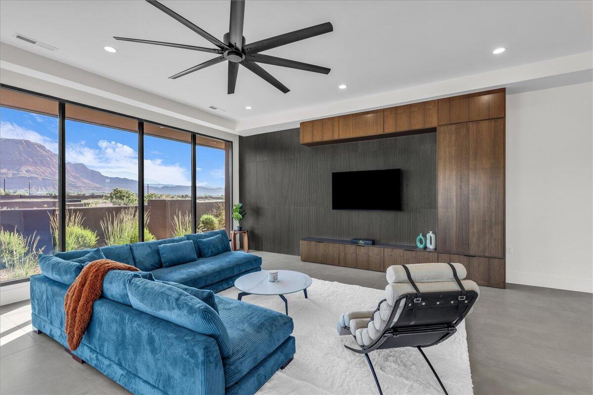 INDIGO TRAILS - Residential