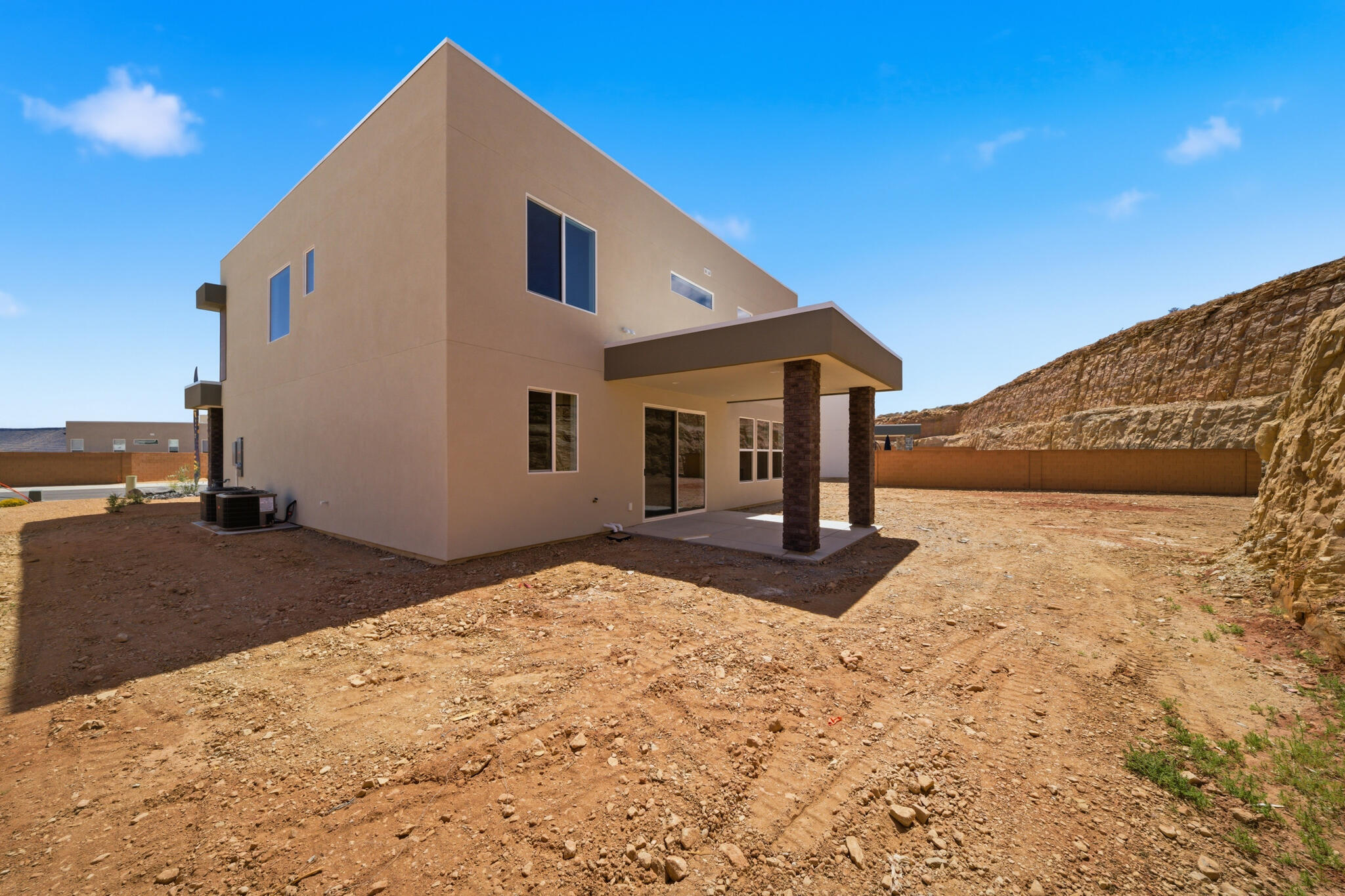 SALARNO HILLS AT DIVARIO - Residential