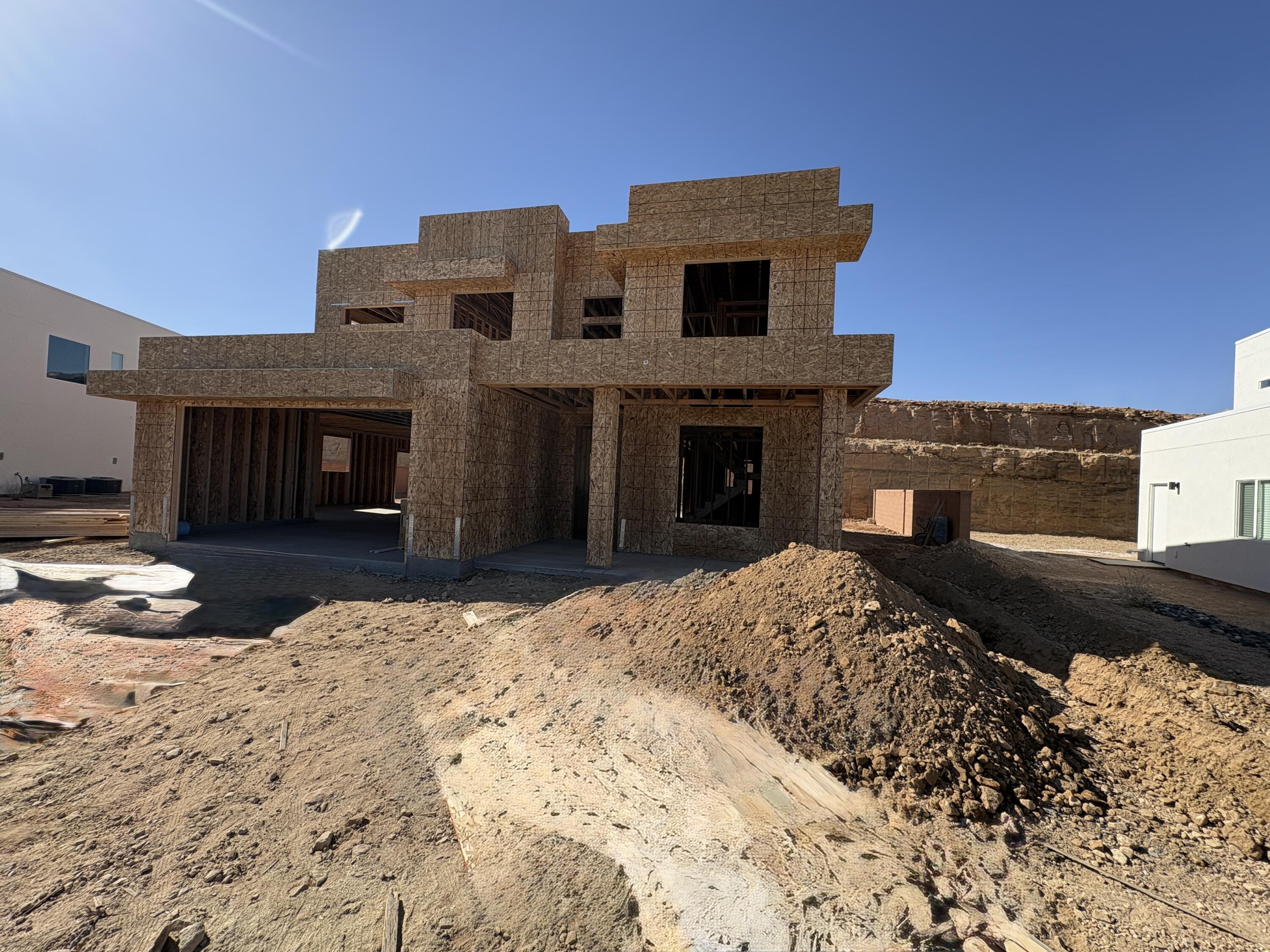 SALARNO HILLS AT DIVARIO - Residential