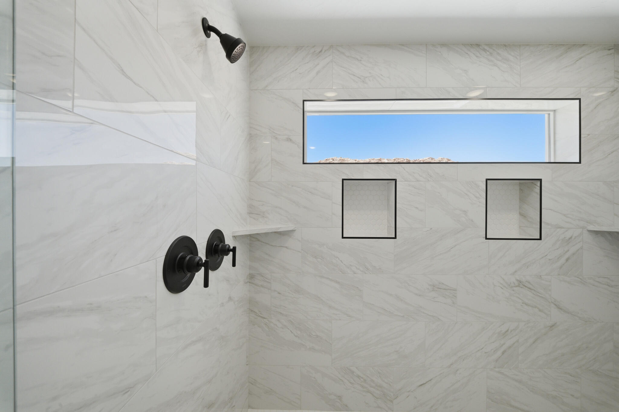 SALARNO HILLS AT DIVARIO - Residential