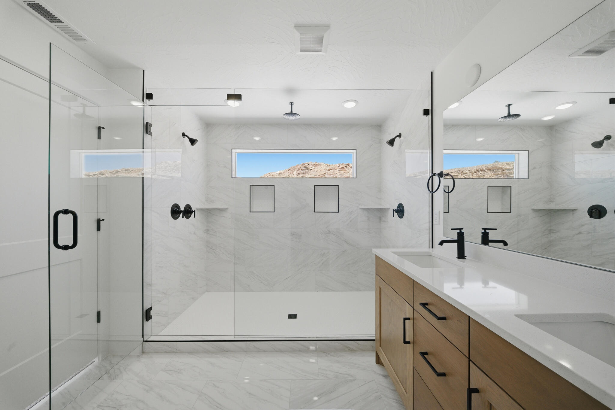 SALARNO HILLS AT DIVARIO - Residential