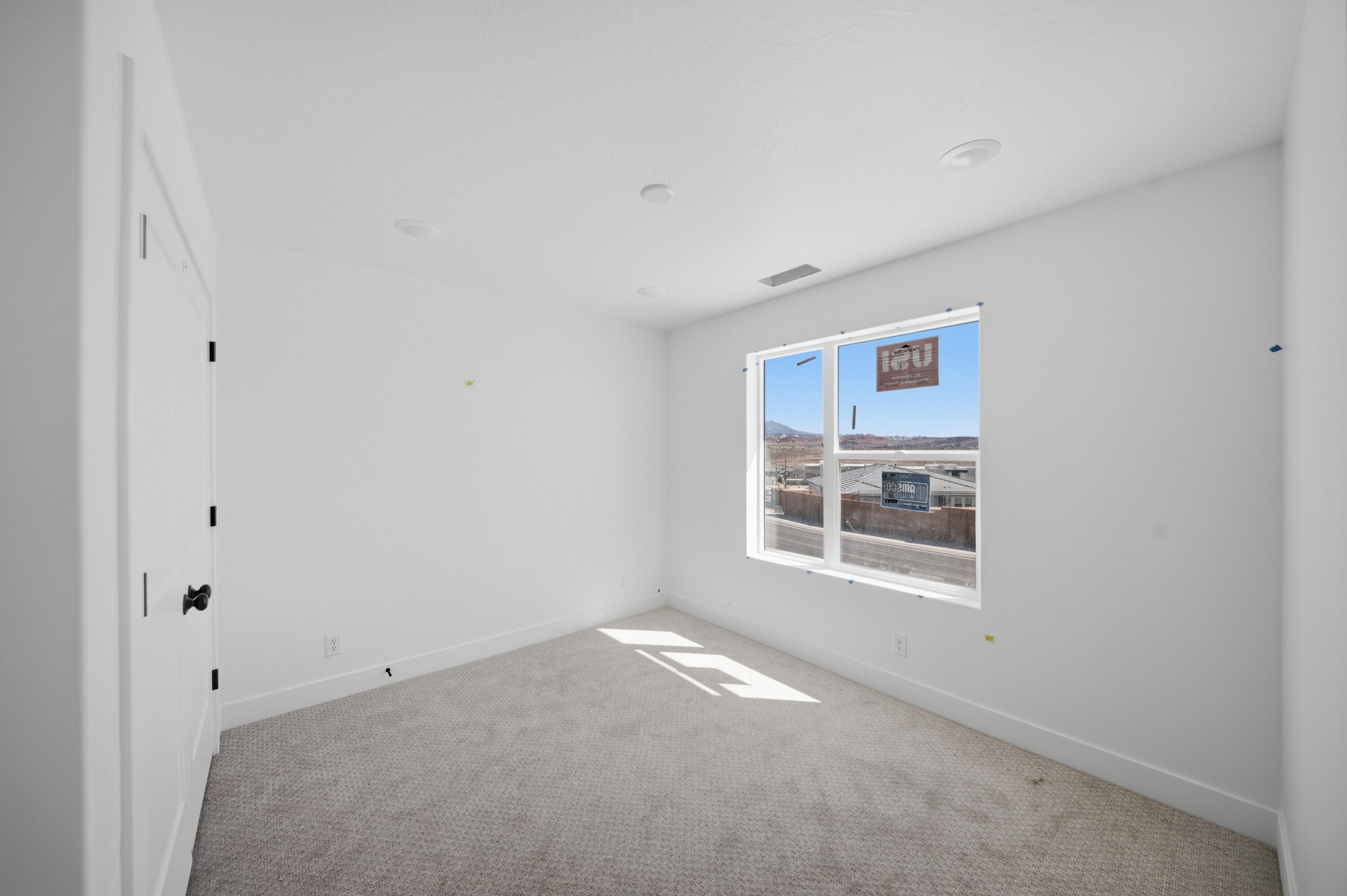 SALARNO HILLS AT DIVARIO - Residential