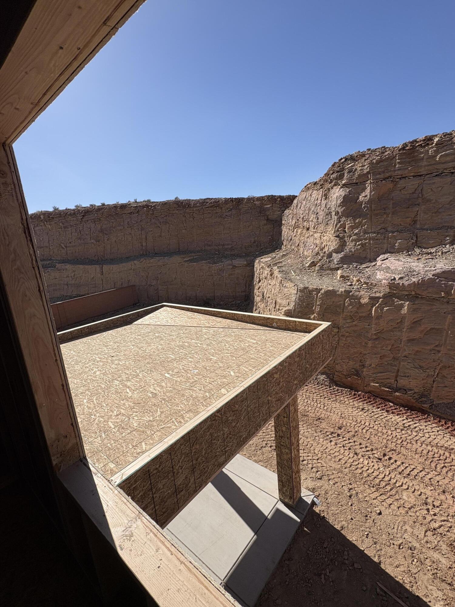 SALARNO HILLS AT DIVARIO - Residential