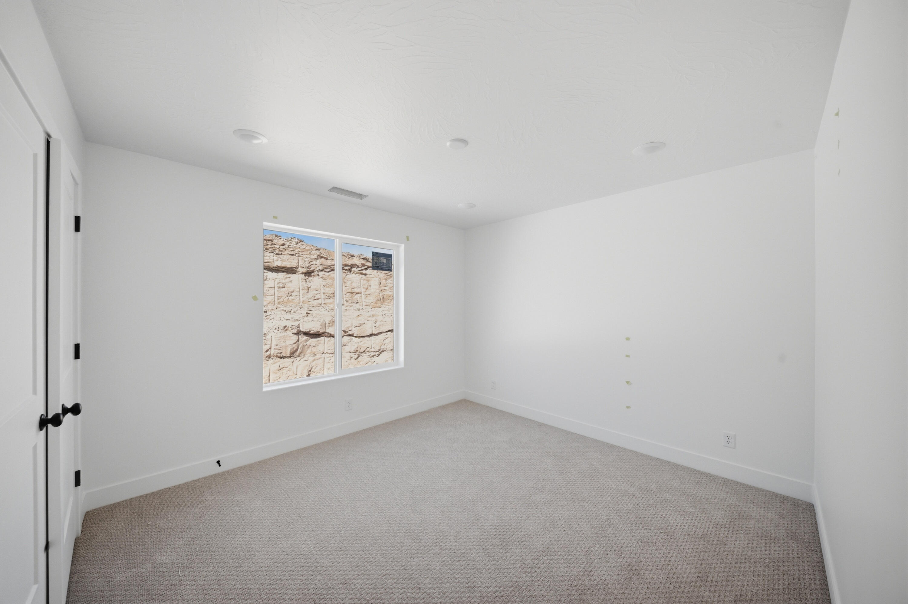 SALARNO HILLS AT DIVARIO - Residential