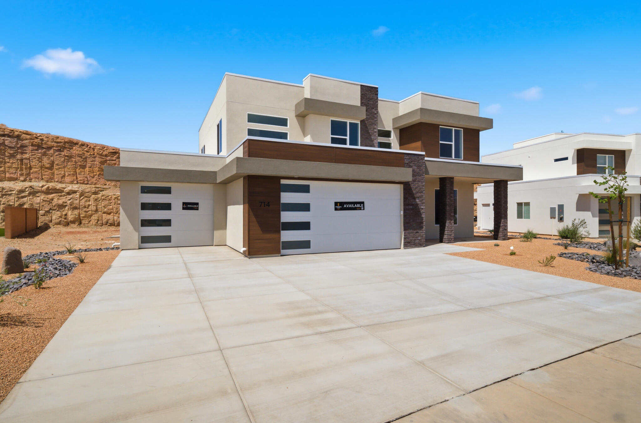 SALARNO HILLS AT DIVARIO - Residential