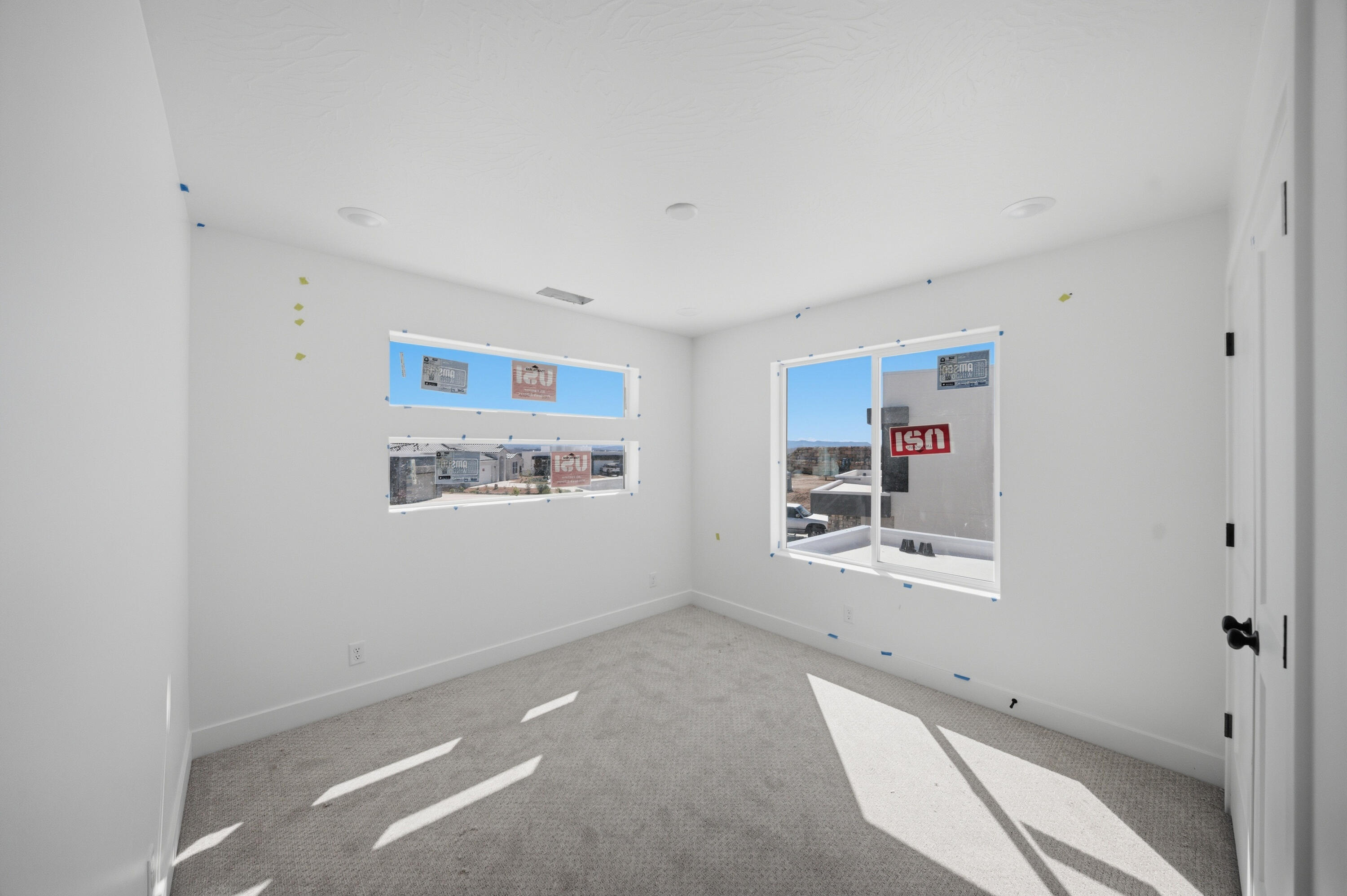 SALARNO HILLS AT DIVARIO - Residential