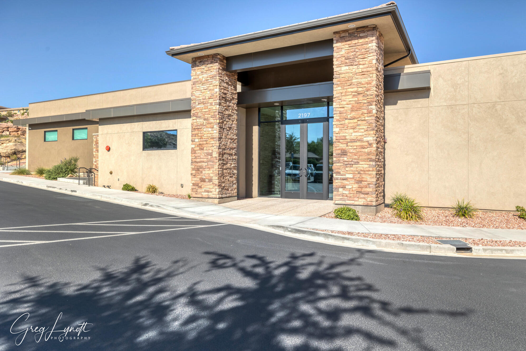 PARAGON COVE TOWNHOMES AT STONECLIFF - Land