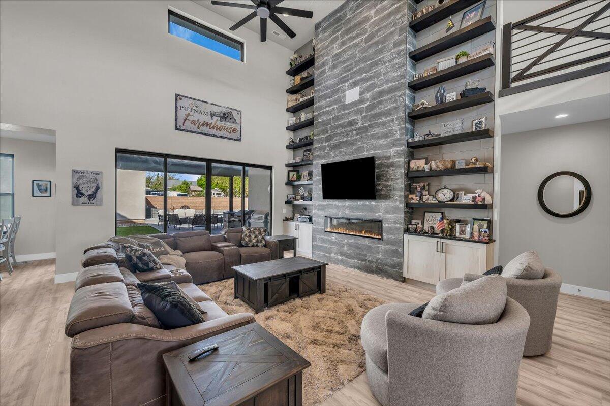 HURRICANE TOWNSITE - Residential